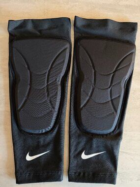 Nike Pro Hyperstrong Padded Shin Sleeves Black/White Size L/XL Unisex  (pair)